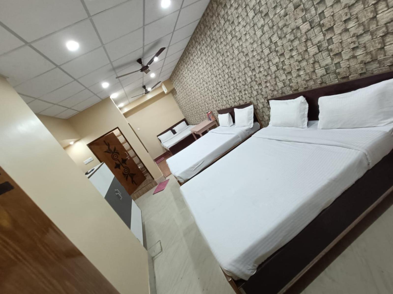 Hotel R D Palace فاراناسي المظهر الخارجي الصورة