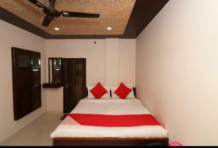 Hotel R D Palace فاراناسي المظهر الخارجي الصورة